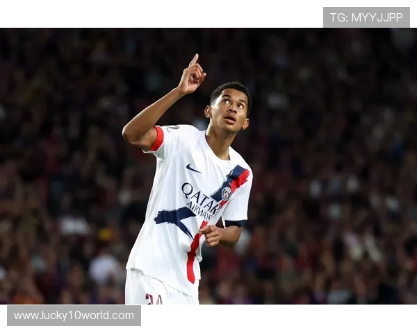 巴萨遭巴黎逆转两亿巨头被锁死欧冠冠军两连胜难掩危机